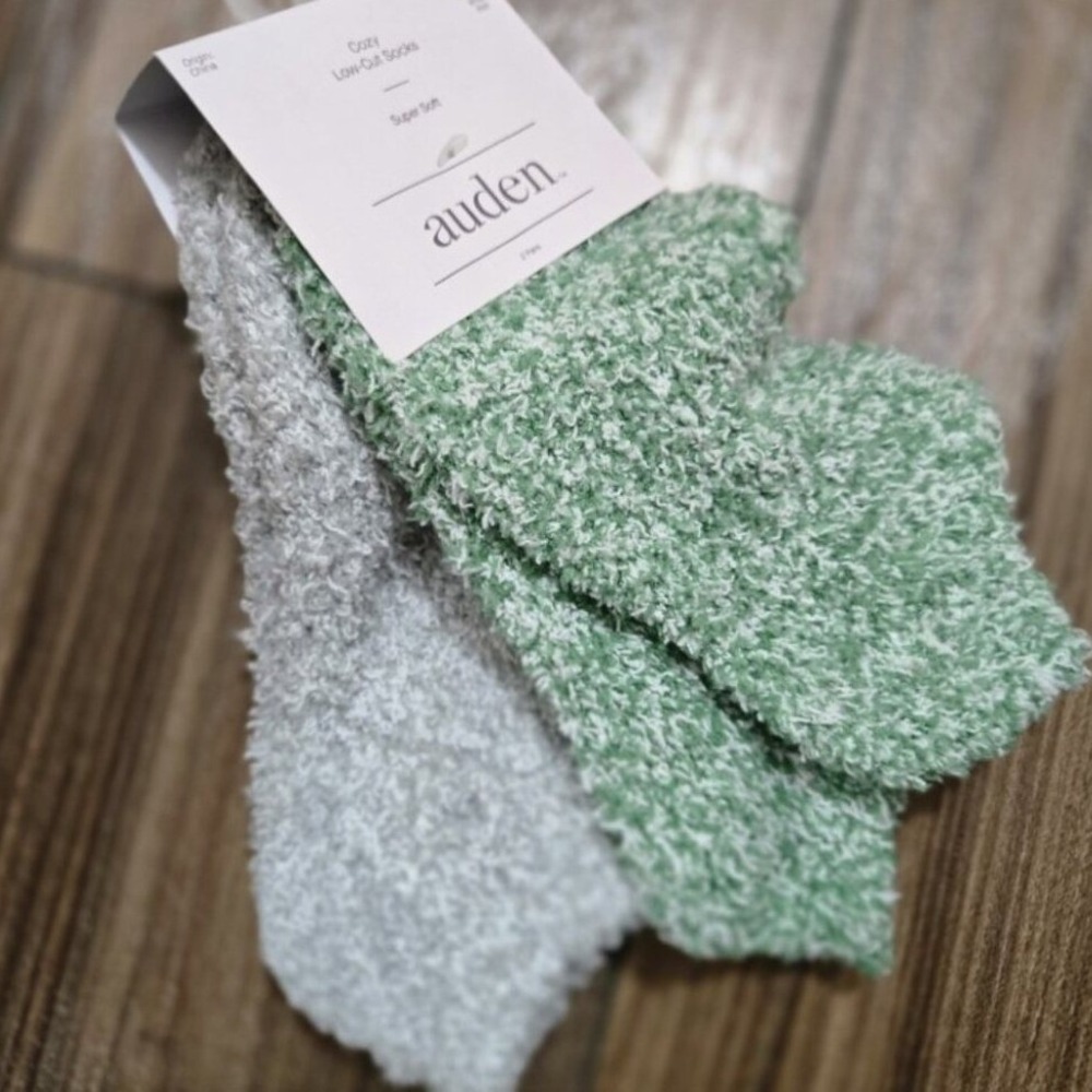 Auden Cozy 2 pk Green White Gray Fuzzy Socks NWT